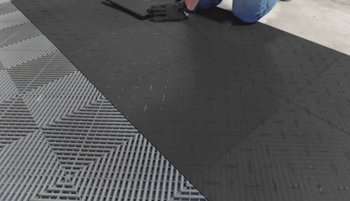 So installieren Sie die Garagenplatten So installieren Sie die Garagenplatten