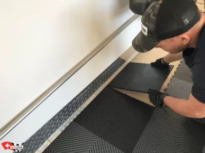 Einfache und schnelle installation Integration Ihres Logos in Ihre Ausstellungsfläche