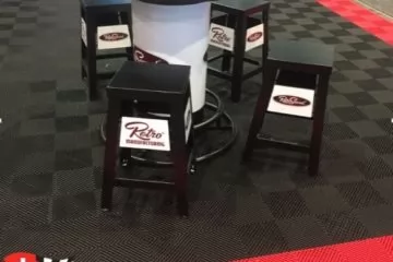 Jet Black und Racing Red Ribtrax Platten Jet Black und Racing Red Ribtrax Platten