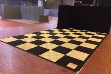 Ribtrax Schwarz-Weiß karierte Platten Ribtrax Schwarz-Weiß karierte Platten